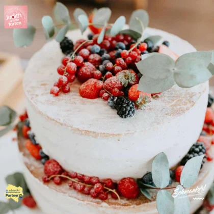 Handgefertigte Hochzeitstorte für den besonderen Tag